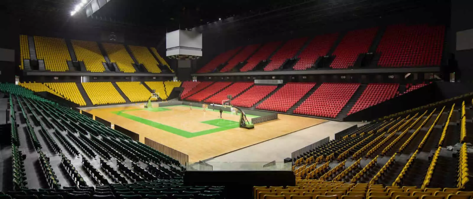 Hochwertige Stadionsitzprojekte, die sowohl Witterungsbeständigkeit als auch ergonomischen Komfort bieten. Image